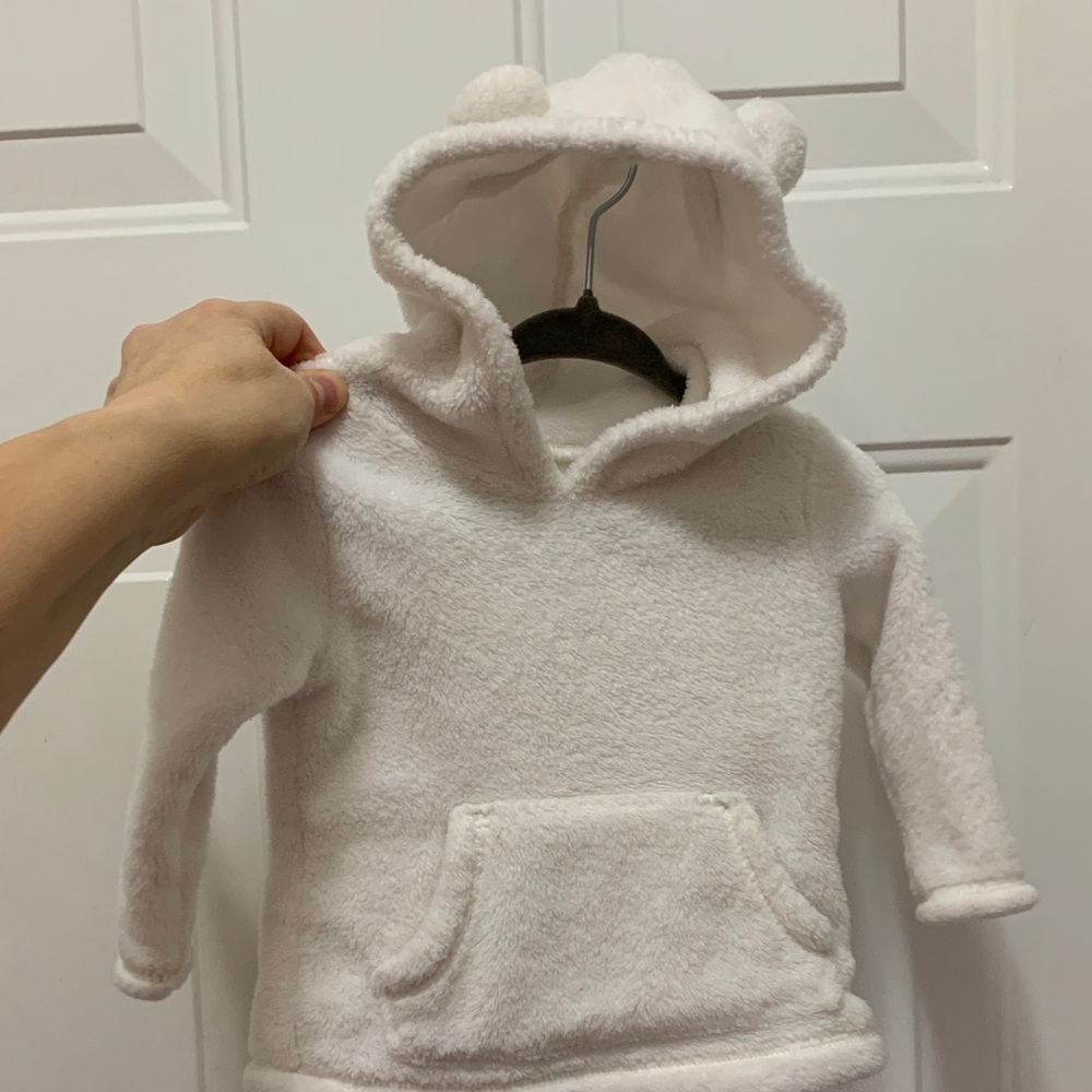 4/$10 Carter's Size 9 Month White Kids Sweater Hoodie Jacket With Ears
